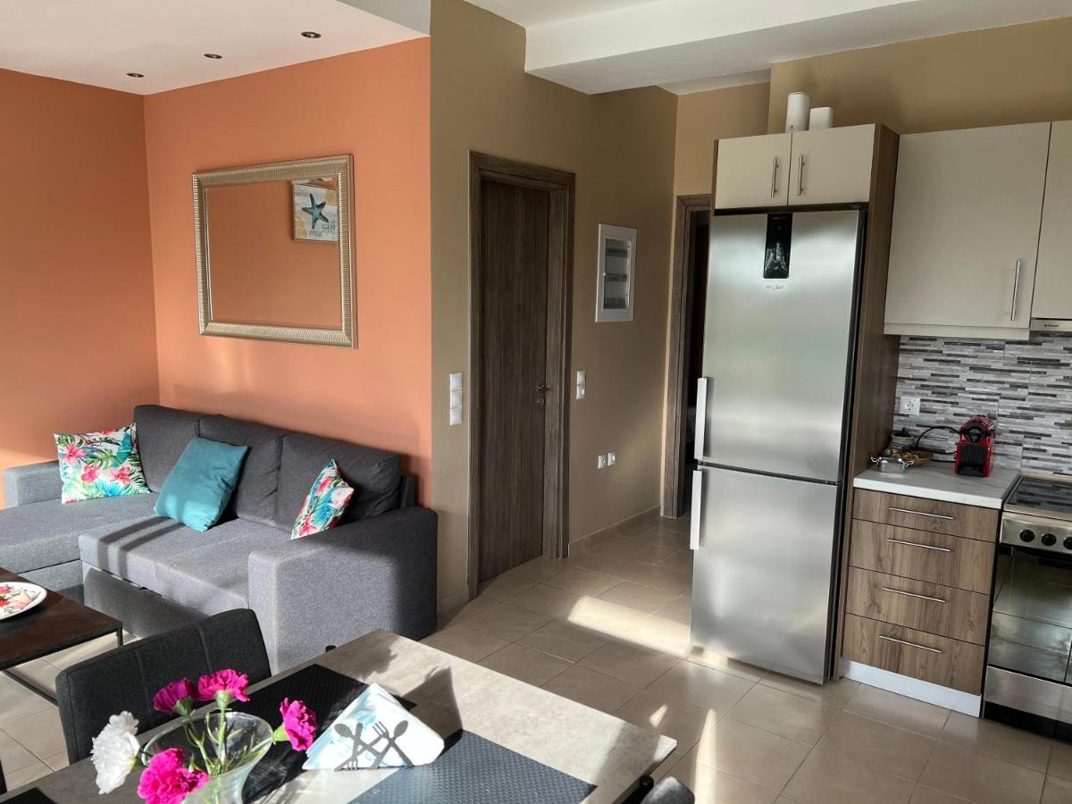 Kakovatos - Luxury Sea Apartment “Roberta” 66M2 Экстерьер фото